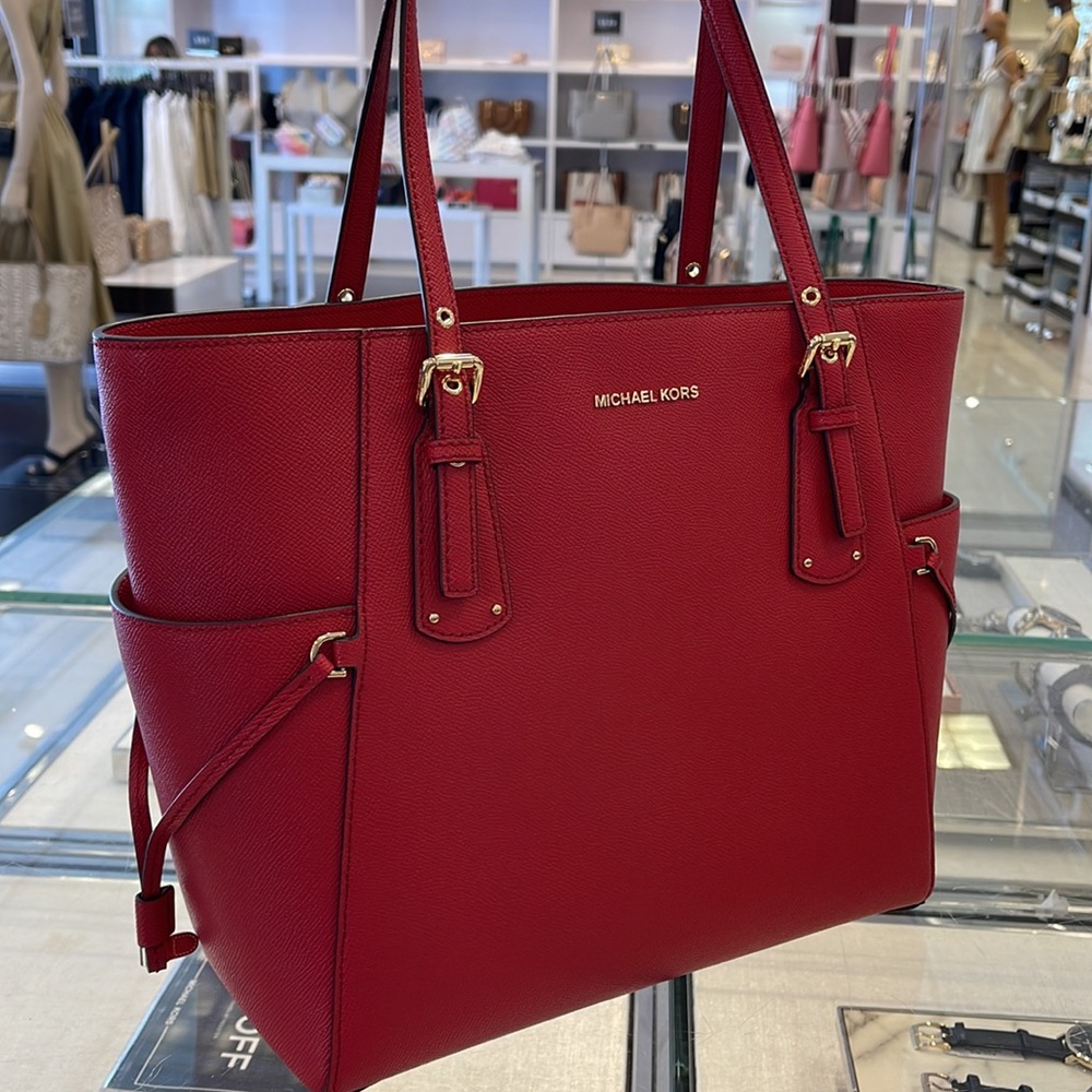 Michael Kors Voyagerl Saffiano Leather Tote - Picture 3 of 16